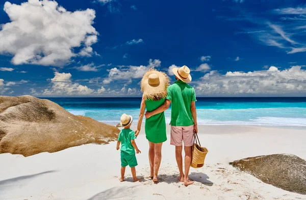 Family Beautiful Anse Intendance Beach Young Couple Green Three Year — Stock Photo, Image