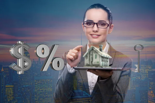Geschäftsfrau im Hypothekengeschäft — Stockfoto