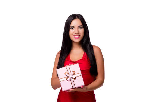 Frau mit Geschenkbox isoliert auf weißem Hintergrund — Stockfoto