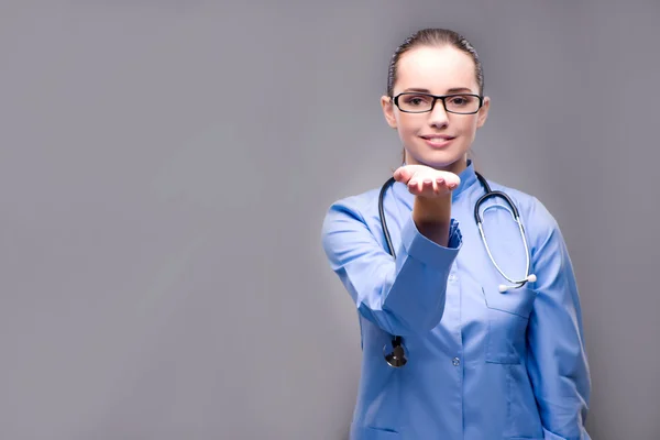 Young doctor in medical concept — Stock Photo, Image