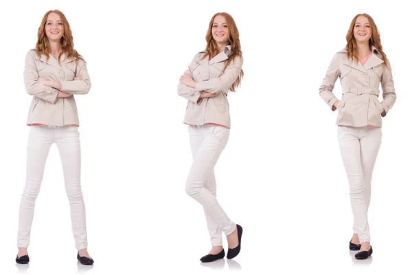Glückliche Frau in Winterkleidung isoliert auf weißem Grund — Stockfoto