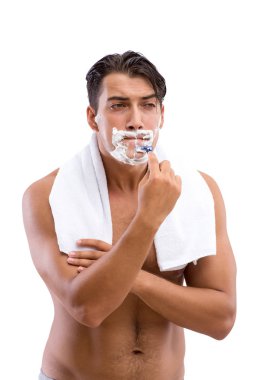 Yakışıklı adam izole üzerinde beyaz arka plan tıraş