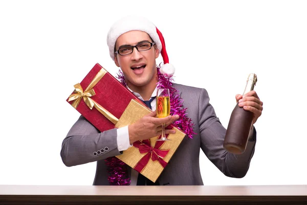 Νέος επιχειρηματίας που γιορτάζει τα Χριστούγεννα στο γραφείο — Φωτογραφία Αρχείου