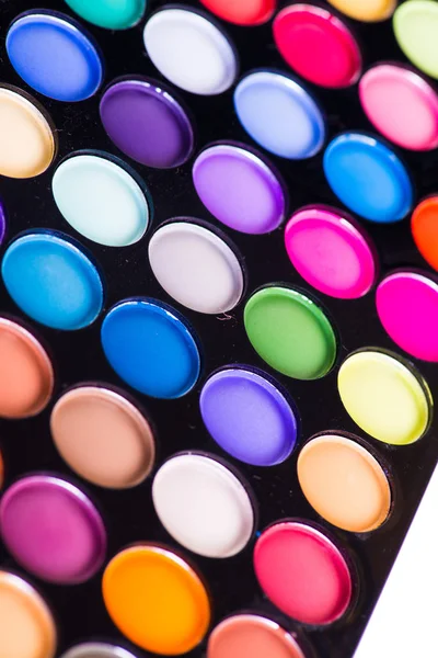 Conjunto de sombras de colores para el maquillaje aislado sobre blanco —  Fotos de Stock