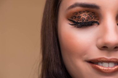 Genç güzel kadın moda kavramı