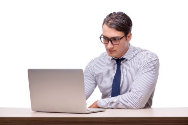 Yakışıklı işadamı wh izole dizüstü bilgisayar ile çalışma