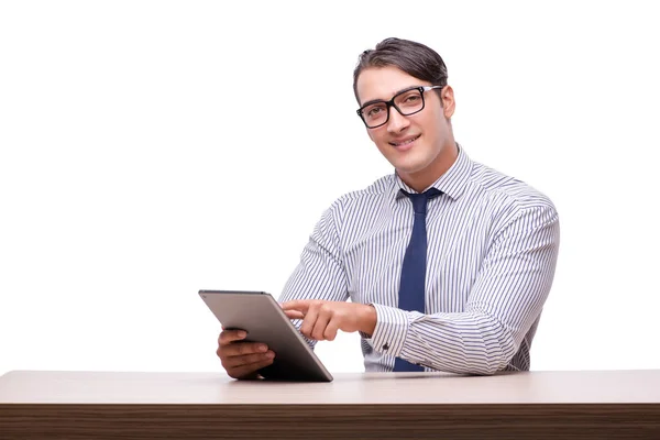 Przystojny biznesmen pracę z komputera typu tablet na białym tle na wh — Zdjęcie stockowe