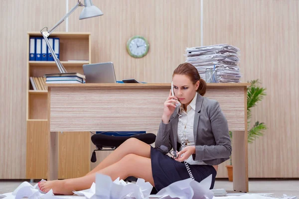 Busy stressful woman secretary under stress in the office — Stock Photo, Image