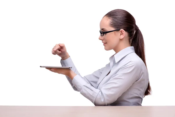 Beyaz zemin üzerine tablet bilgisayarda çalışan iş kadını — Stok fotoğraf