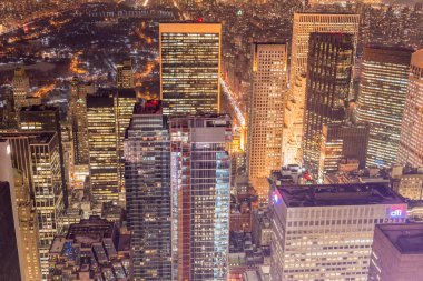 Günbatımında New York Manhattan 'ın gece manzarası