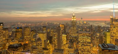 Günbatımında New York Manhattan manzarası