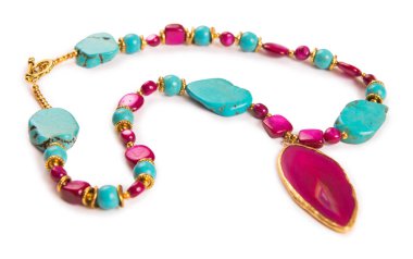 Beyaz arka plan üzerinde izole güzel mücevher