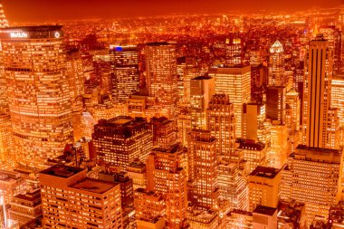 Günbatımında New York Manhattan 'ın gece manzarası
