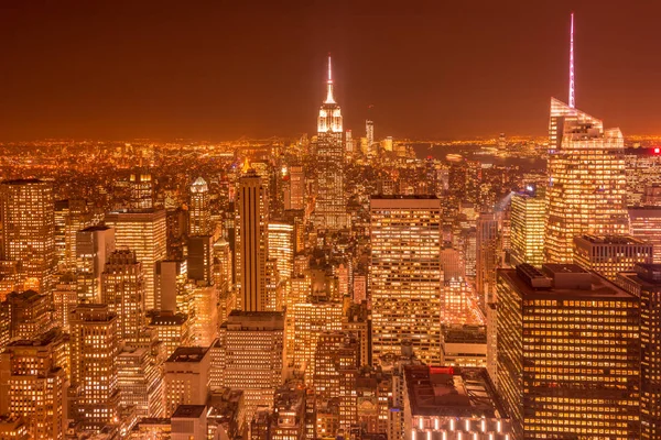 Ночной вид Нью-Йорка на Манхэттен во время заката — стоковое фото
