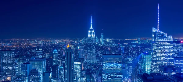 Uitzicht op New York Manhattan tijdens zonsondergang — Stockfoto