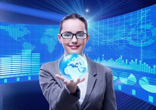 Zakenvrouw in globaal business concept — Stockfoto