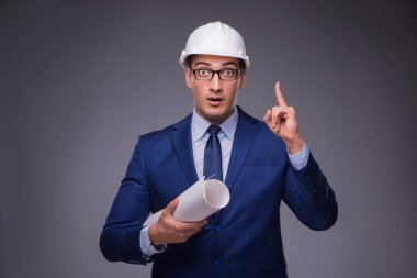 Endüstriyel kavramında genç mimar