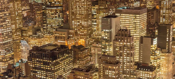 View of New York Manhattan during sunset hours — Stock Photo, Image