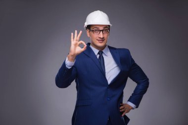 Endüstriyel kavramında genç mimar