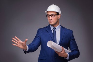 Endüstriyel kavramında genç mimar