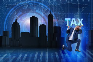 Vergi ödeme yükünün altında adam