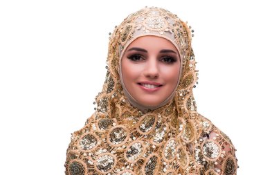 Altın kapak üzerinde beyaz izole Müslüman kadın
