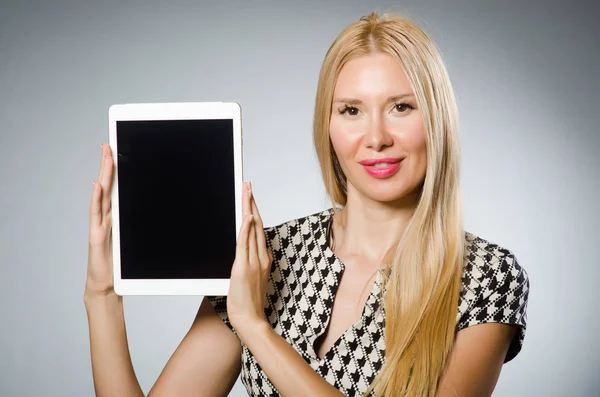 Woman with tablet computer in business concept — Stock Photo, Image