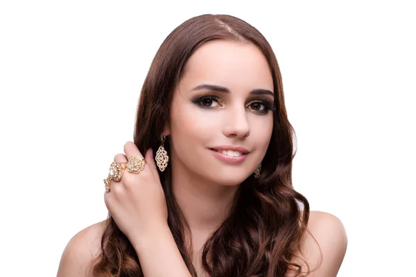 Vacker kvinna visar upp sina smycken i mode koncept iso — Stockfoto