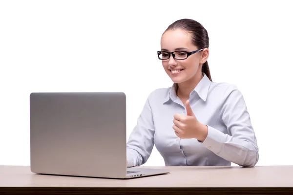 Empresária trabalhando em sua mesa no fundo branco — Fotografia de Stock