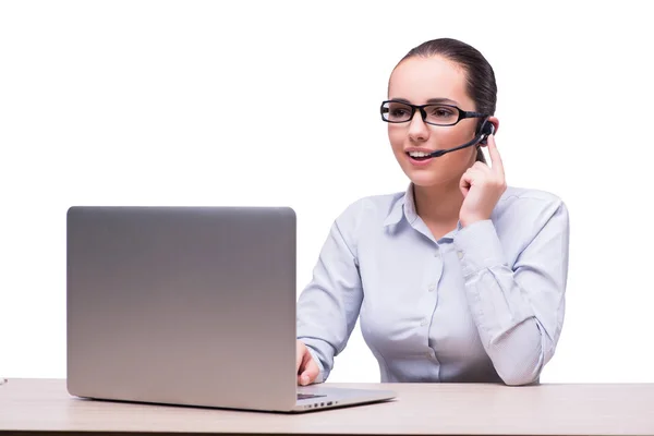 Empresária em sua mesa de trabalho com laptop — Fotografia de Stock