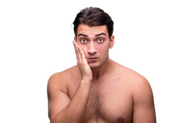 Beyaz izole genç komik adam