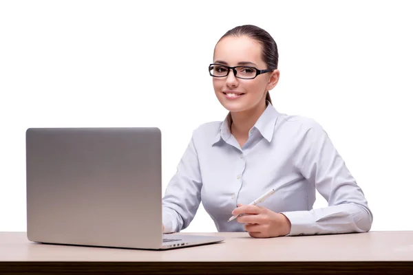 Empresária trabalhando em sua mesa no fundo branco — Fotografia de Stock