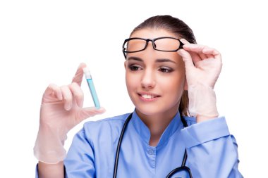 Tüp üzerinde beyaz izole tutan doktor