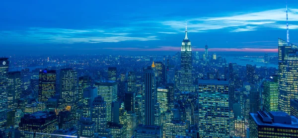 Blick auf New York Manhattan bei Sonnenuntergang — Stockfoto