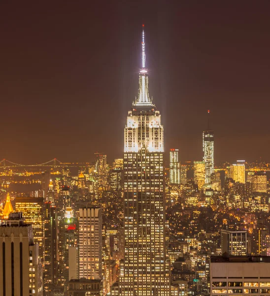 Uitzicht op New York Manhattan tijdens zonsondergang — Stockfoto