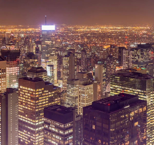 Utsikt över New York Manhattan under solnedgången timmar — Stockfoto