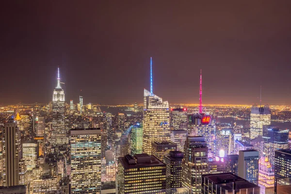 Nueva York - 20 de diciembre de 2013: Vista del Bajo Manhattan en Decembe — Foto de Stock