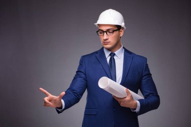 Endüstriyel kavramında genç mimar