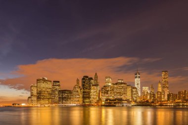 Brooklyn 'den Manhattan manzarası