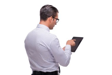 Yakışıklı işadamı wh izole tablet bilgisayar ile çalışma