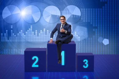 Yarışmada ilk alarak işadamı yerleştirin