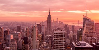 Günbatımında New York Manhattan manzarası