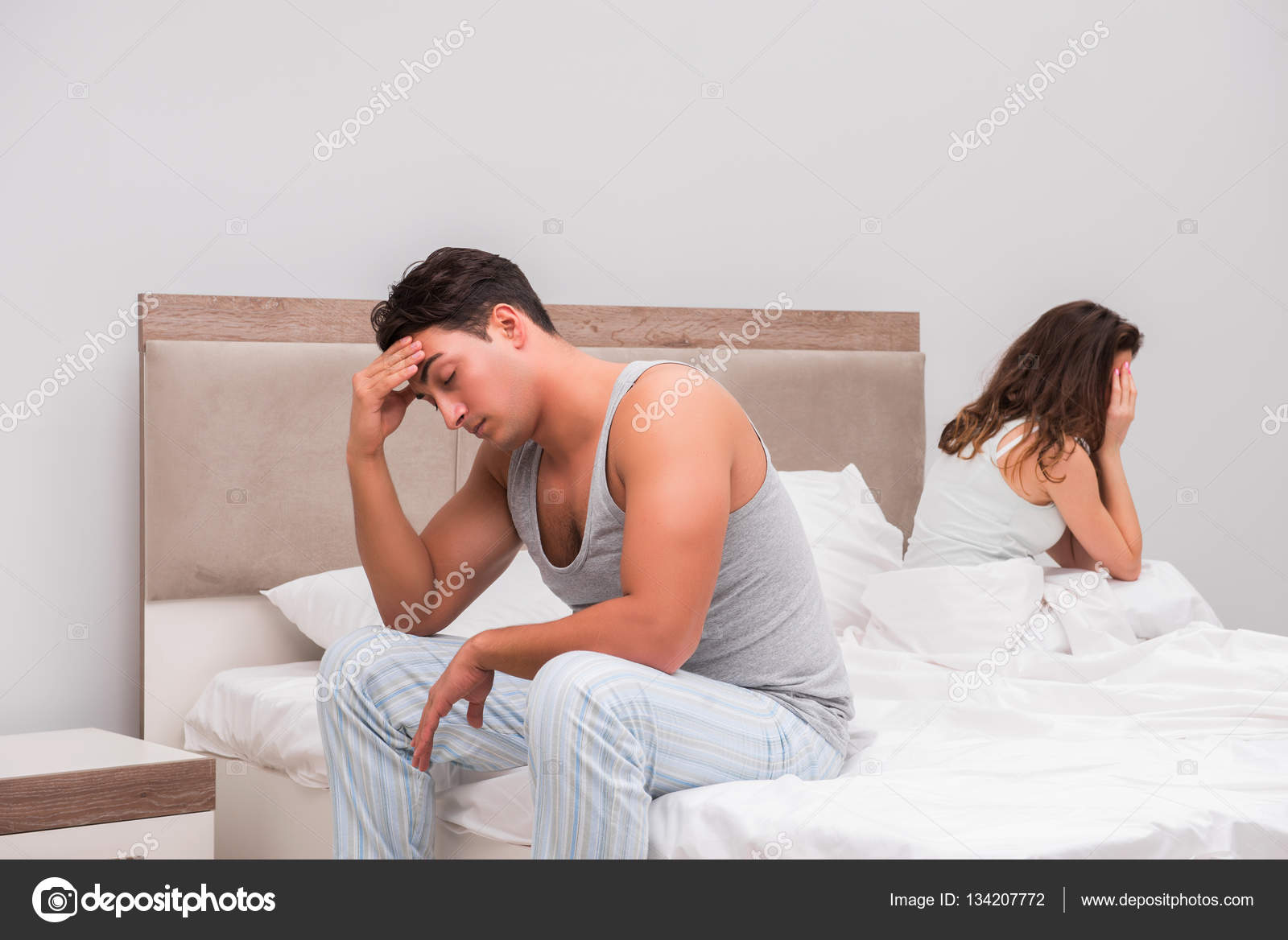 Мужской обман. Парень изменил плохо. Ссора с другом. Мужчина изменяет. Ссора пары.