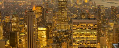 Günbatımında New York Manhattan manzarası