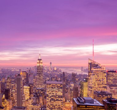 Günbatımında New York Manhattan manzarası