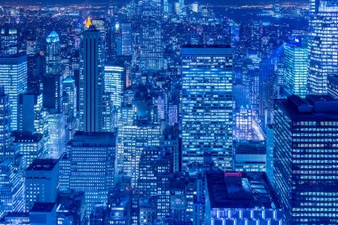 Günbatımında New York Manhattan 'ın gece manzarası