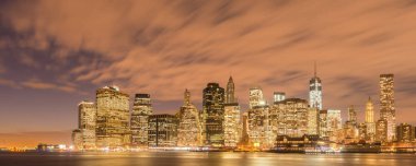 Brooklyn 'den Manhattan manzarası