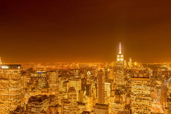 Vista notturna di New York Manhattan durante il tramonto — Foto Stock