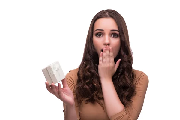 Mujer recibiendo propuesta de matrimonio aislada en blanco — Foto de Stock