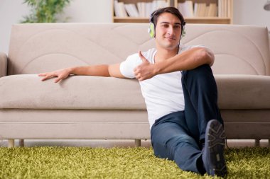 yakışıklı adam müzik
